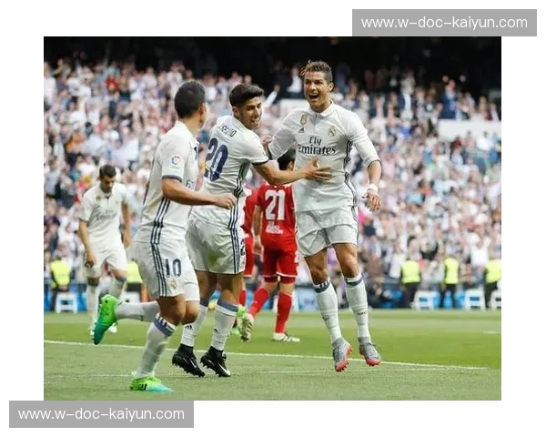 世纪之战：3月2日伯纳乌的巅峰对决，谁将主宰西甲之巅？